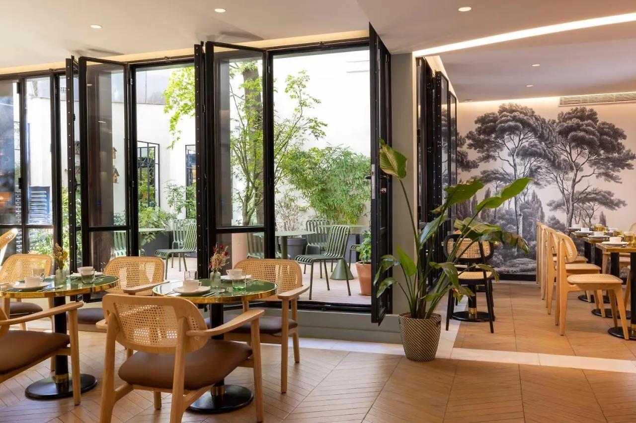 ***  Hotel La Canopee Paris Frankreich